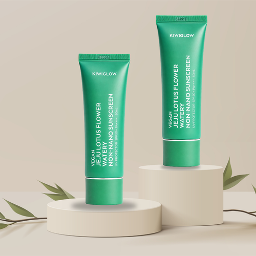 Vegan Watery Sunscreen | Kiwiglow - hover